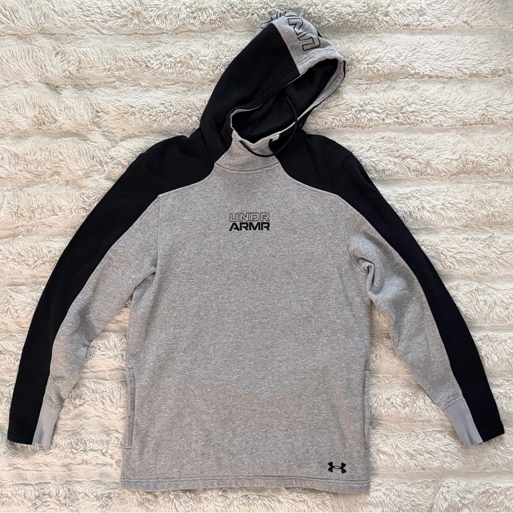 Under Armour Men's Gray and Blue Pullover